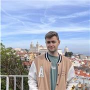 Estudiante Universitario estudiando Ingeniería Civil, y podría dar clases a alumnos de primaria, ESO o Bachillerato